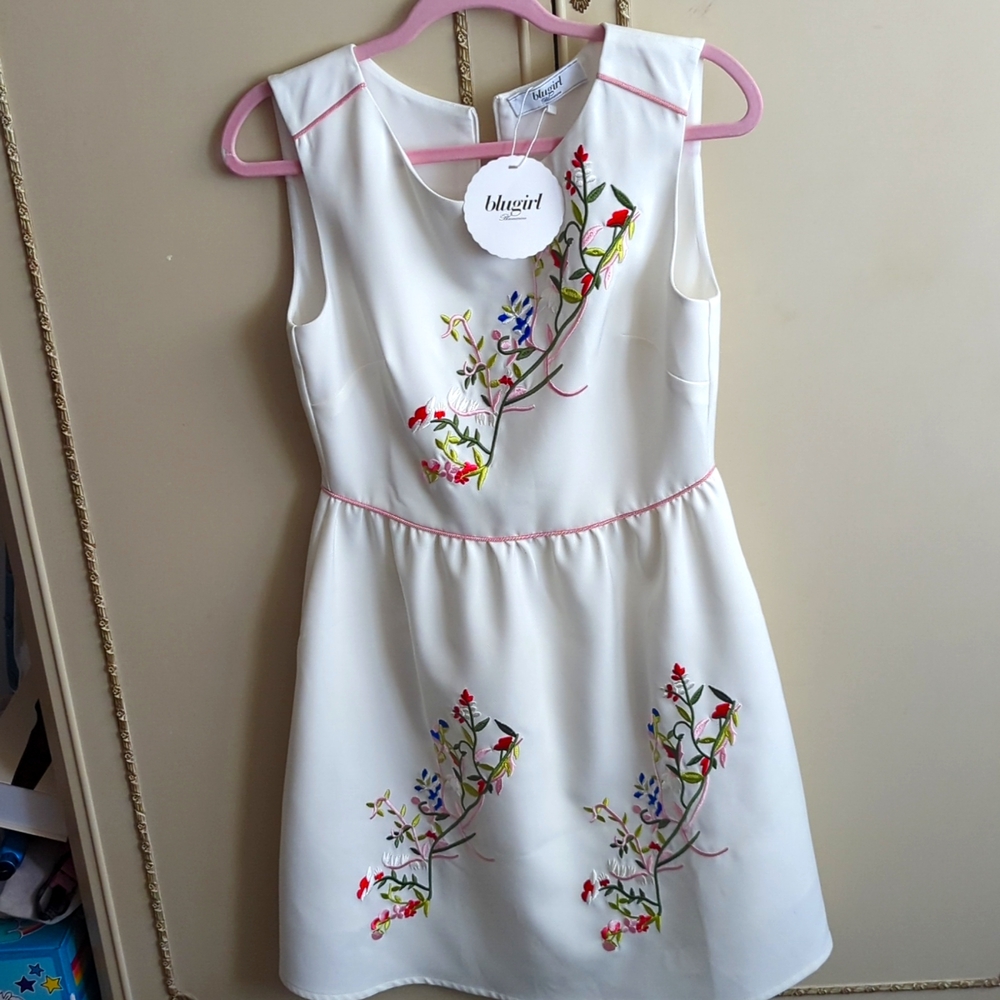 NWT Blugirl by Blumarine Embroidered Dress Sz 4